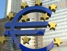 'Euro bölgesinde risk sürüyor'
